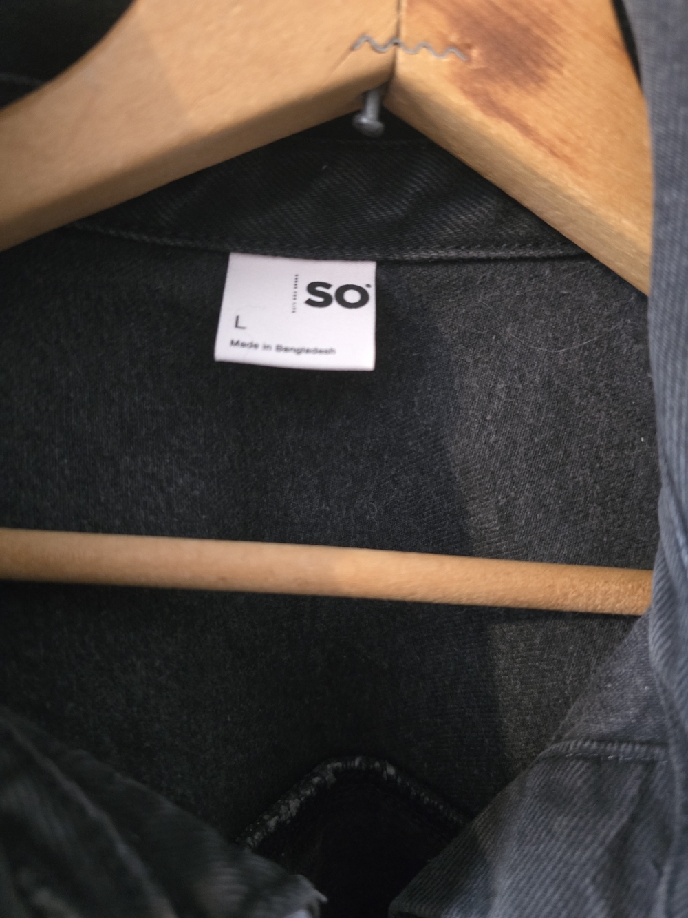SO Black Cropped Denim Jacket - Picture 2 of 2